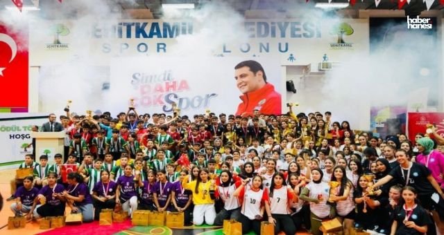Şehitkamil’de 2. Küme Sportif Müsabakaları Tamamlandı: Binlerce Öğrenci Ödüllendirildi