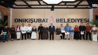 Onikişubat Belediyesi’nin Evlilik Okulu’nu tamamlayan ilk 50 çift sertifikalarını aldı