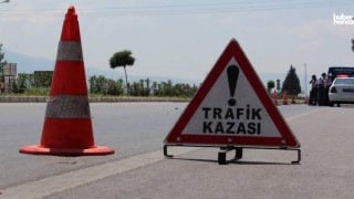 Kahramanmaraş’ta Park Halindeki Otomobile Çarpan Araçta 2 Kişi Yaralandı