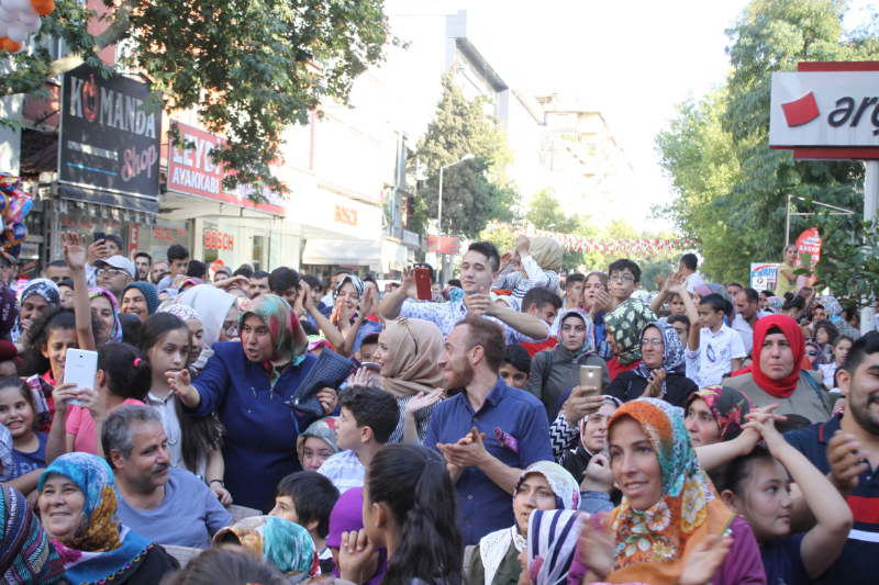 ÇIRAĞIN ALIŞVERİŞ MERKEZİ BİRİNCİ YIL DÖNÜMÜ