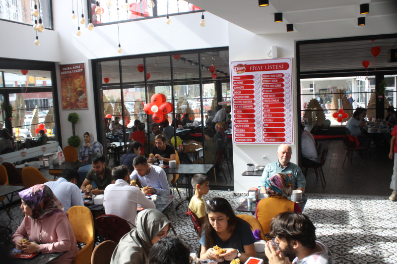 KÖRFEZ DÖNER GÖRKEMLİ TÖRENLE AÇILDI