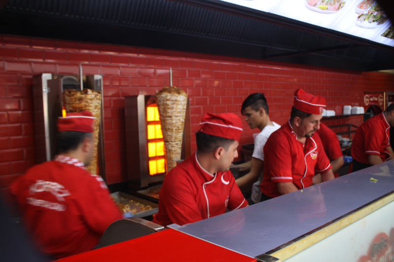 KÖRFEZ DÖNER GÖRKEMLİ TÖRENLE AÇILDI