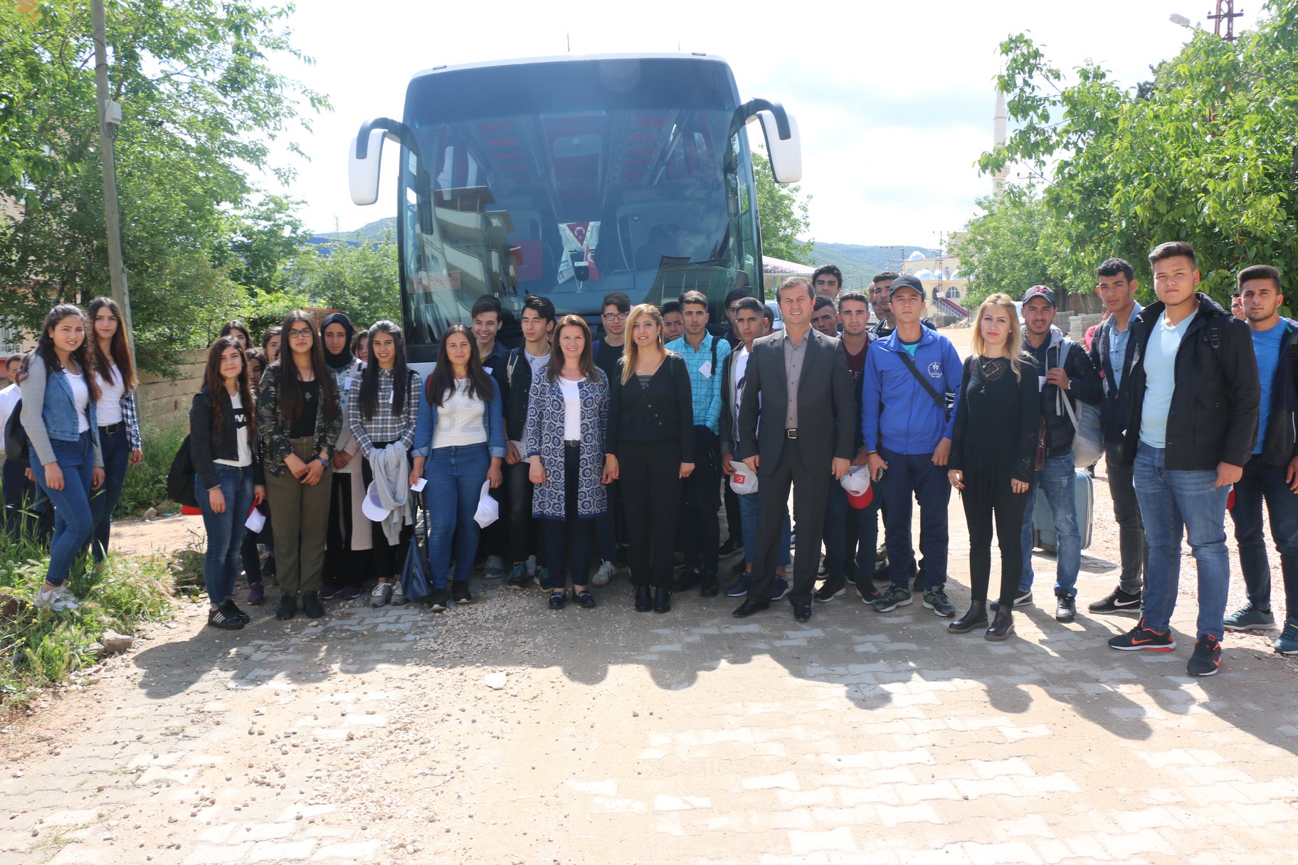 PAZARCIK KAFİLESİ DÜZENLENEN PROGRAMLA ANKARA'YA UĞURLANDI