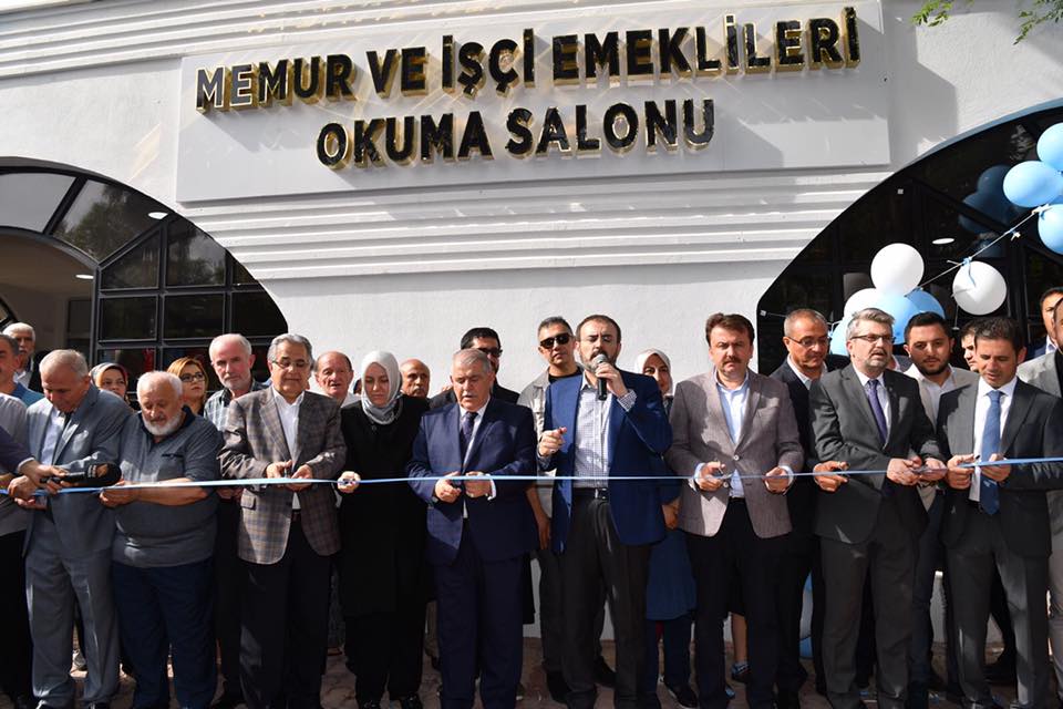 ONİKİŞUBAT BELEDİYESİ MEMUR VE İŞÇİ EMEKLİLERİ OKUMA SALONU AÇILIŞI GERÇEKLEŞTİRİLDİ
