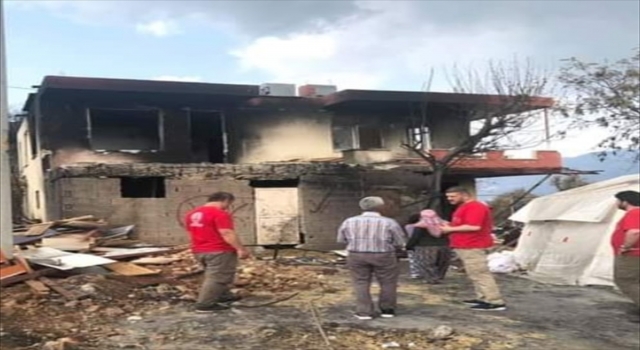 Hatay’dan Antalya ve Muğla’daki yangın mağdurlarına yardım gönderildi