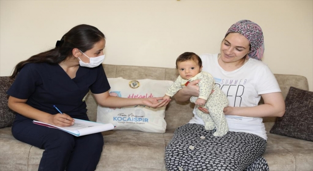 Yüreğir’de ”Hoş Geldin Bebek Projesi” ile 6 bin 300 aile ziyaret edildi