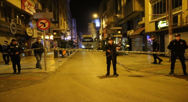 Hatay’da bir inşaatın çimento deposunda meydana gelen patlamada 3 işçi yaralandı