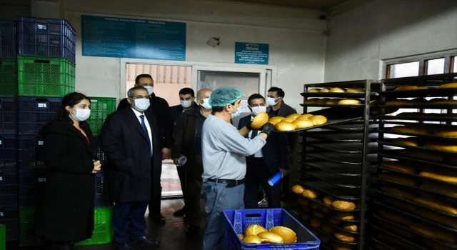 Tarsus’ta belediye ekmeğine zam yapılmayacağı açıklandı