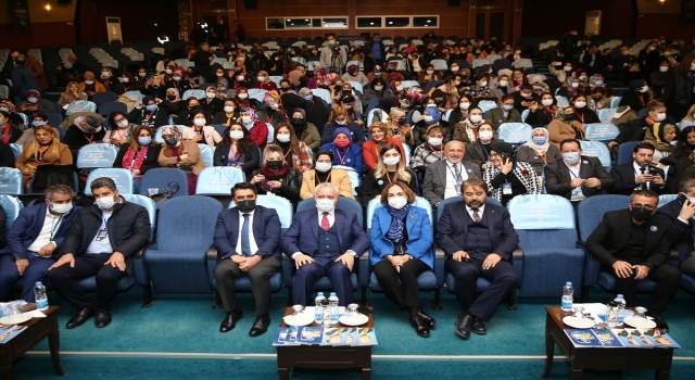 AK Parti Teşkilat Akademisi Mersin Eğitim Programı başladı