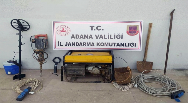 Adana’da kaçak kazı yapan 4 kişi suçüstü yakalandı