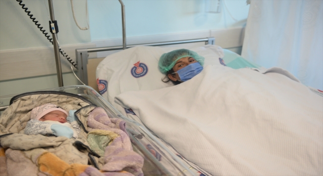 GÜNCELLEME Kahramanmaraş’ta mahsur kalan hamileyi ambulans helikopter hastaneye ulaştırdı