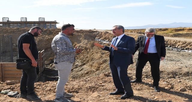 Başkan Güngör Önsen Köprüsü ve Bağlantı Yolu İnşaatını İnceledi