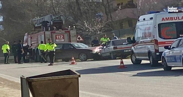 Kahramanmaraş'ın Afşin İlçesinde Trafik Kazası: 2 Yaralı!