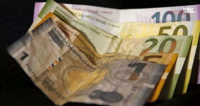Azerbaycan Manatı, Türk Lirası Karşısında Rekor Kırdı: 1 Manat 19.38 Kuruş!