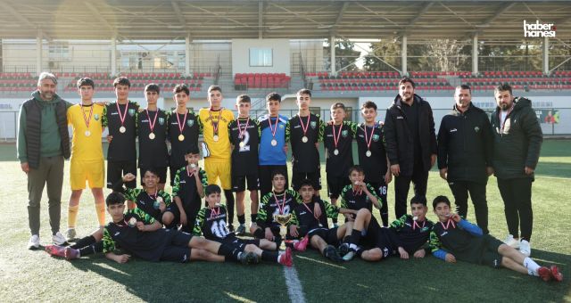 Şehitkamil U14 Takımı’ndan Tarihi Başarı: 22’de 22 ile İl Şampiyonu