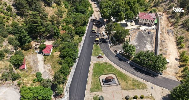 Kahramanmaraş Büyükşehir, Dulkadiroğlu Pınarbaşı Caddesi’nde Asfalt Mesaisine Başladı