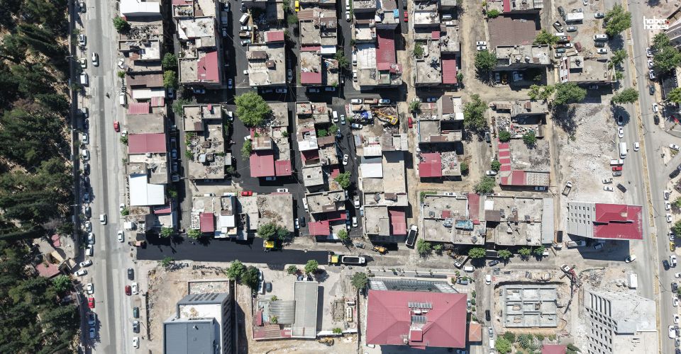 Kahramanmaraş Büyükşehir, Eski Sanayi Sitesinin Yollarını Bir Bir Asfaltlıyor