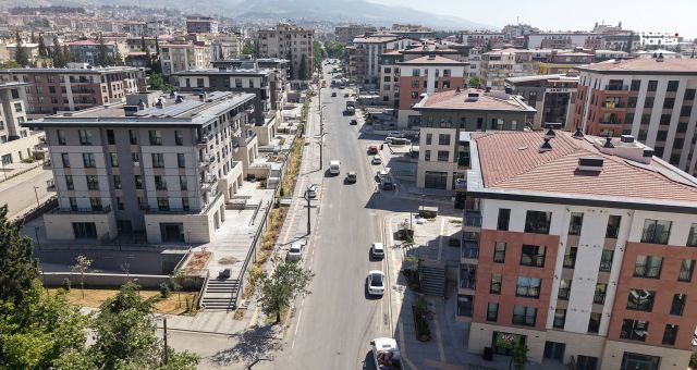 Kahramanmaraş Büyükşehir, Zübeyde Hanım’da Son Kat Asfalta Geçiyor