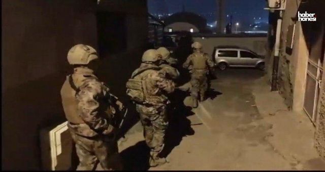 Kahramanmaraş’ta Suçla Mücadelede Büyük Operasyon: Uyuşturucu ve Kaçak Telefon Yakalandı