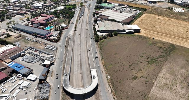 Sanayi Kavşağı’nda Asfalt Mesaisi Başladı! 500 Milyonluk Dev Projede Sona Doğru