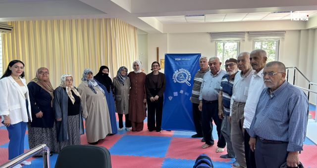 Kahramanmaraş Büyükşehir’den Yaşlılara Dijital Güvenlik Eğitimi