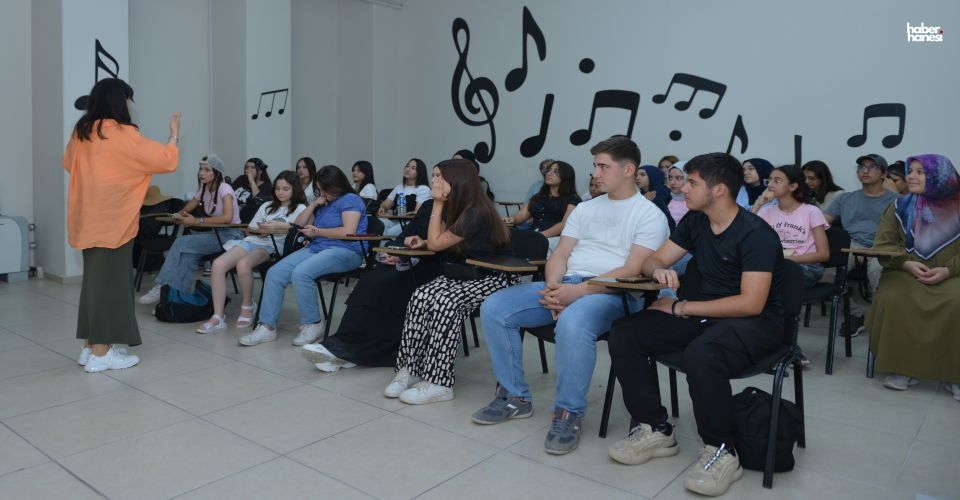 KAMEK’te Gençlere Finansal Yönetimin İncelikleri Anlatıldı