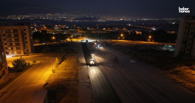 Batı Mahallelerinin Ulaşımına Güç Katacak 30 Metrelik Bulvarda Sıcak Asfalta Başlandı