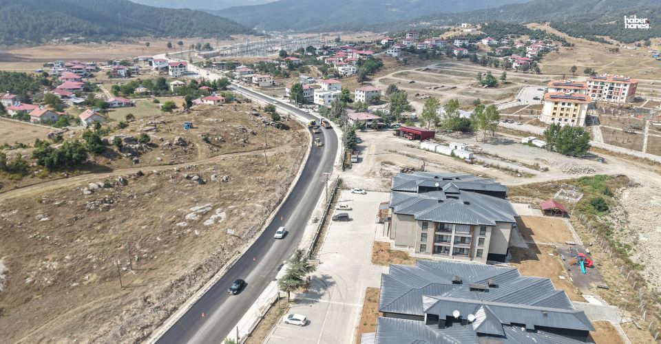 Kahramanmaraş Büyükşehir, Andırın’da Yol Yatırımlarını Artırarak Sürdürüyor