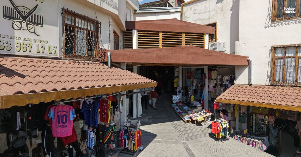 Kahramanmaraş Büyükşehir’den Saraçhane Meydanı’na Tarihle Uyumlu Düzenleme