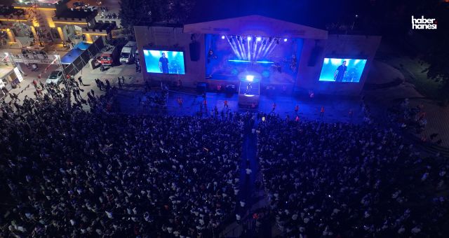 Kahramanmaraş Geleneksel Ağustos Fuarı’nda Karadeniz Ezgileri Yankılandı