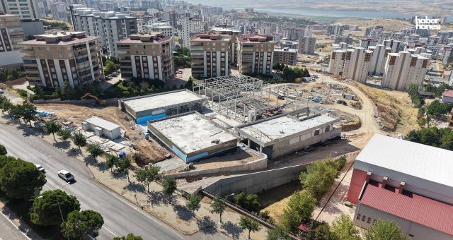 Kahramanmaraş Gençlik ve Spor Merkezi Yükseliyor