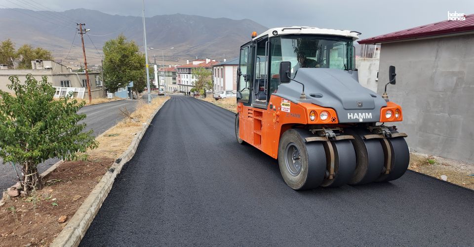 Kahramanmaraş Büyükşehir’den Ekinözü’nde Altyapının Ardından Asfalt Mesaisi