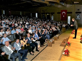 GAZİANTEPLİLER, AHMET ÖZHAN’LA MUHTEŞEM BİR GECE YAŞADI