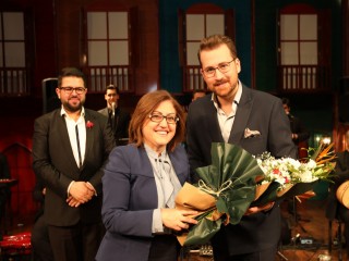 İHSAN GÜVENÇ’TEN MUHTEŞEM KONSER