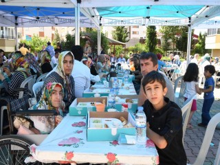 ONİKİŞUBAT BELEDİYESİ’NDEN BİRLİK ve BERABELİK KAHVALTISI