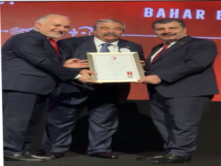 TÜRK KIZILAYI’NDAN SANKO’YA PLATİN MADALYA