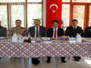 MAHALLE MUHTARLARINDAN BAŞKAN AYDIN’A ZİYARET