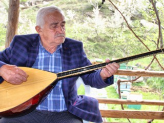 Göksunlu Ozan Ayar'ın "Hasretim Dağlar" adlı ilk şiir kitabı yayımladı