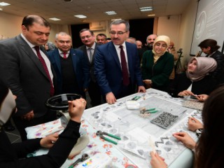 İlk Mozaik Sergisi Açıldı