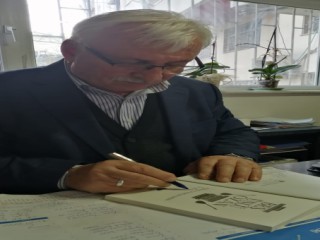 Eğitimci Yazar Abdulhakim Eren ilk kitabı Beş Ünlü Ozan yayınlandı