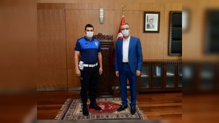 Başkan Güngör’den Zabıta Memuru Enes Doğan’a ödül
