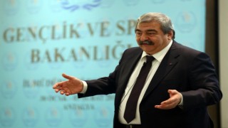 Abdulkadir Konukoğlu'na Onur Ödülü