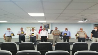 Emekli olan din görevlilerine plaket takdim edildi