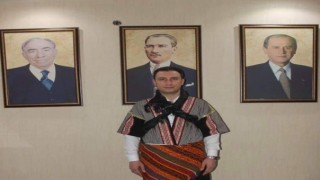 Başkan Kayış Bayrak Olayı Mesajı