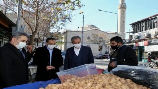 Başkan Kılınç AK Partili Yöneticilerle Esnafı Yerinde Ziyaret Etti