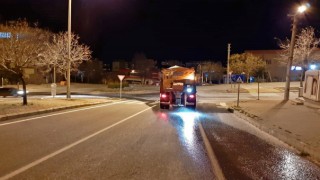 Kahramanmaraş'ta Yol Tuzlama Çalışmaları Sürüyor