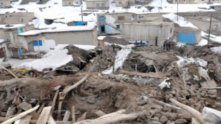 Başkaleli Depremzedelerin Yaralarını Bir Yılda Sarabildi