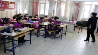 Hatay Ve Adana'da Yüz Yüze Eğitim Başladı
