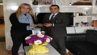 Mustafa Dağlı, Akkurt’un Kadınlar Gününü Kutladı