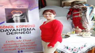 Zenginden Alıp Fakire Dağıtıyor